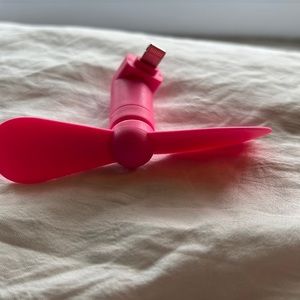 ** bundle to save** 
iPhone fan
F